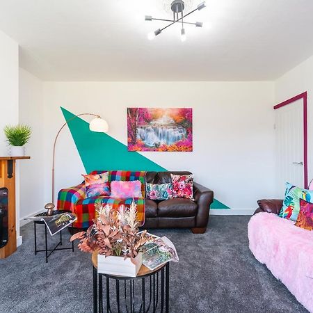 Aseda 4 Bedroom Private Parking, Game Zone -Pool Table, Garden Home 킹스턴어폰헐 외부 사진