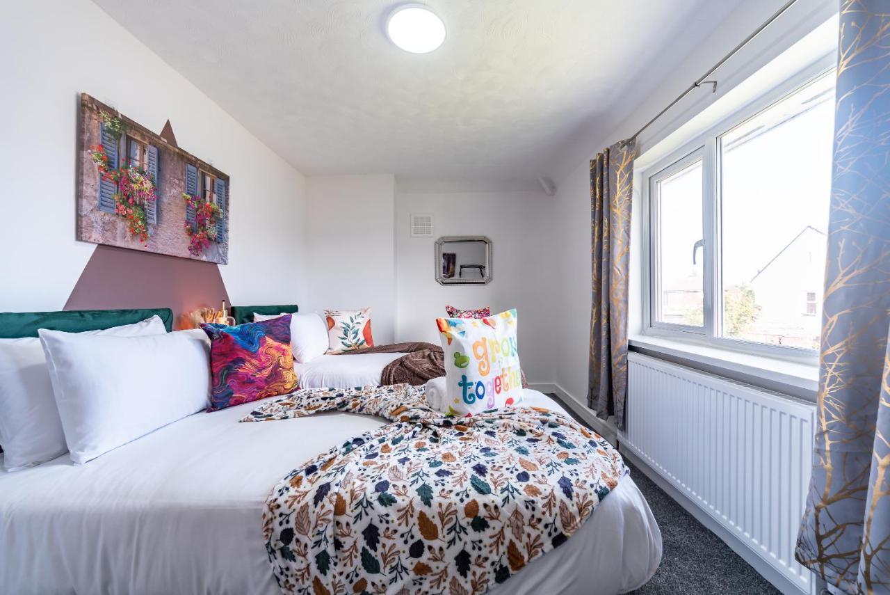 Aseda 4 Bedroom Private Parking, Game Zone -Pool Table, Garden Home 킹스턴어폰헐 외부 사진