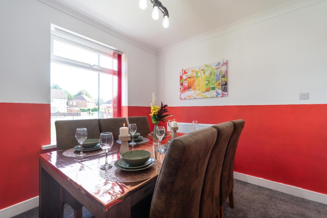 Aseda 4 Bedroom Private Parking, Game Zone -Pool Table, Garden Home 킹스턴어폰헐 외부 사진