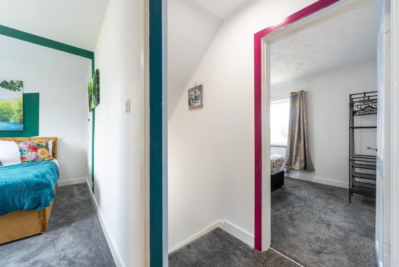 Aseda 4 Bedroom Private Parking, Game Zone -Pool Table, Garden Home 킹스턴어폰헐 외부 사진